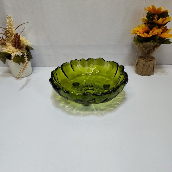 Colony Indiana Avocado Green Glass Serving Bowl Sunflower Pattern Scalloped Edge - Picture 3 of 9